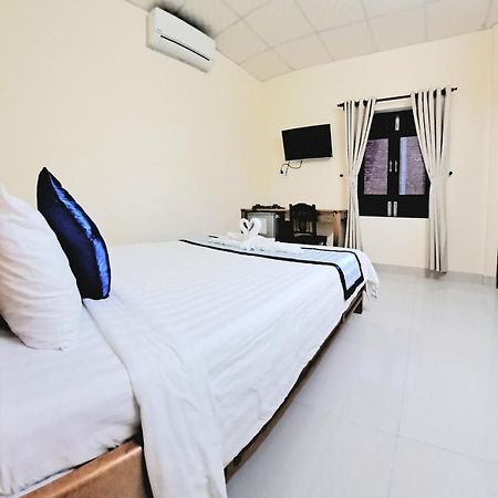 Blue Beach Homestay Hoi An Exterior foto