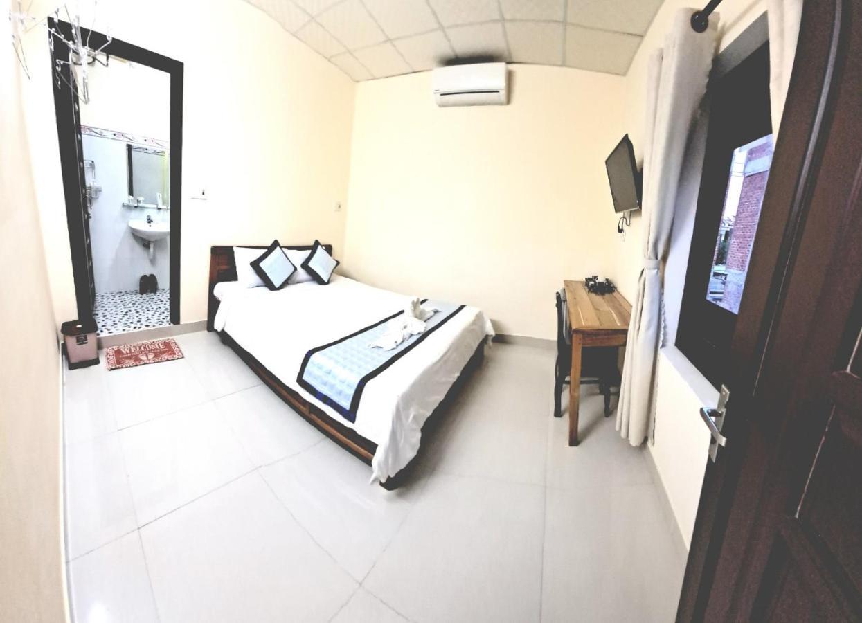 Blue Beach Homestay Hoi An Exterior foto